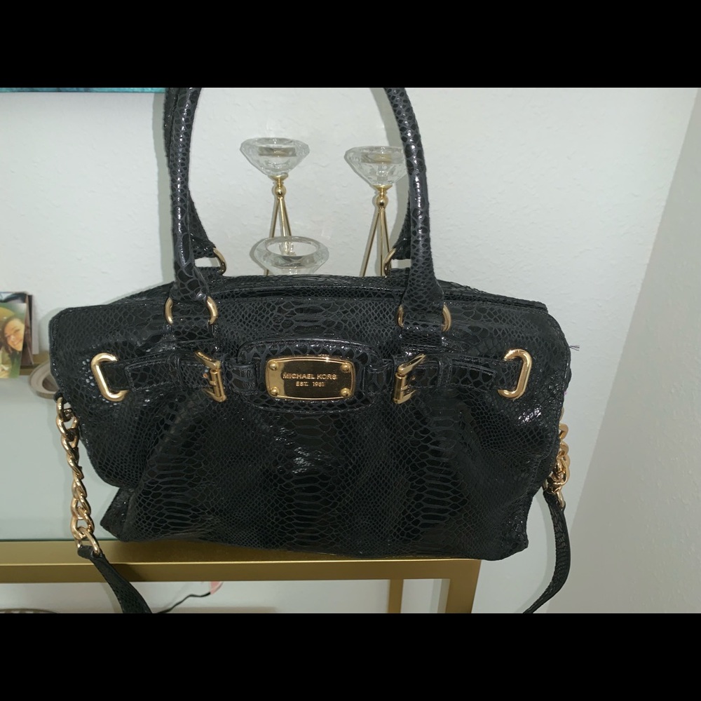 Michael Kors Black and Gold Python shoulder bag!